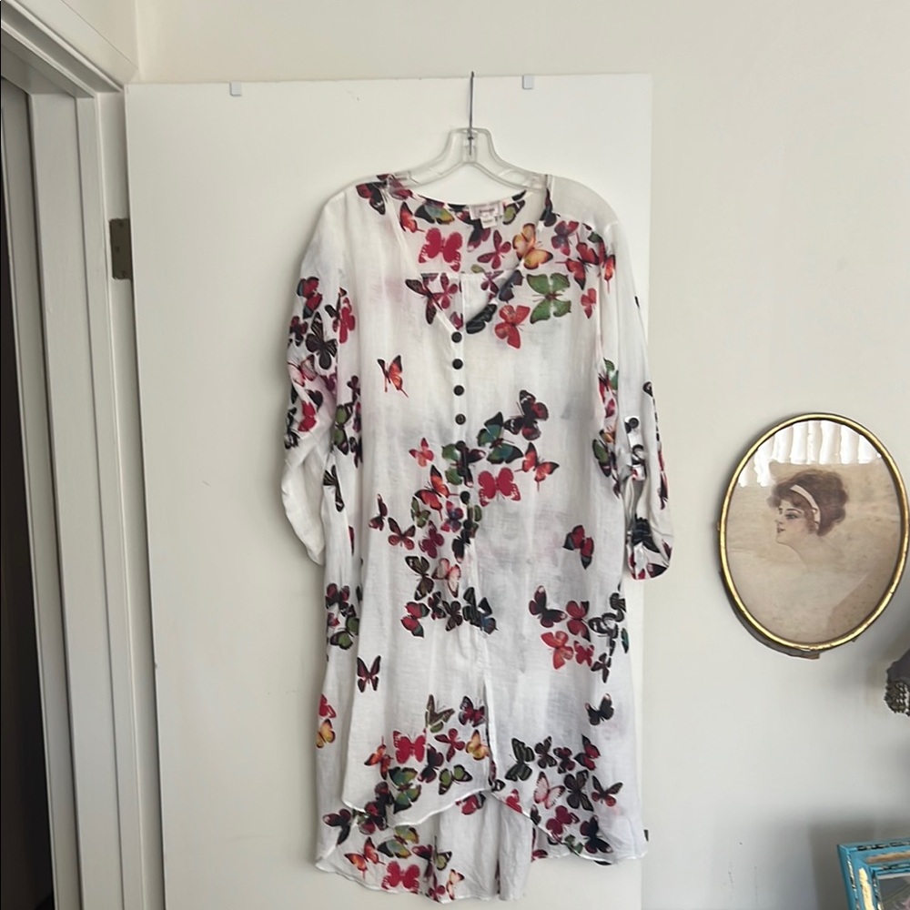 White and Pink Sundress with 3/4 Sleeves and Crew Neck